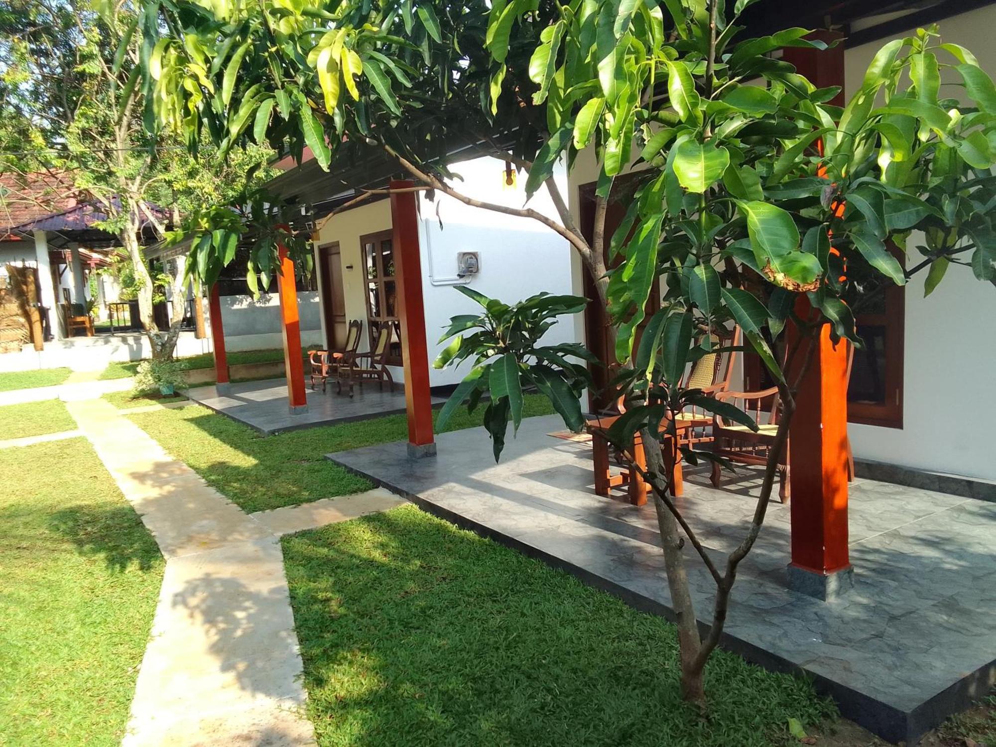 Udawalawa Safari Resort اوداوالاوي المظهر الخارجي الصورة